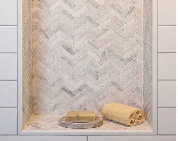 Bathroom | Lily Onyx, Herringbone, Mosaic - Havai'iano