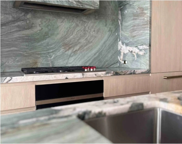 Kitchen | Del Mare Quartzite Polished 2cm tchick - Slab