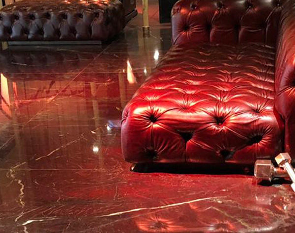 Moulin Rouge Think outside the box