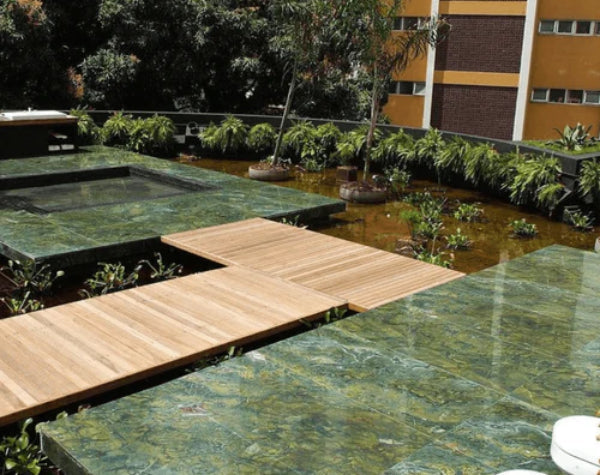 vitoria-regia-quartzite-slab-rocks-in-stock