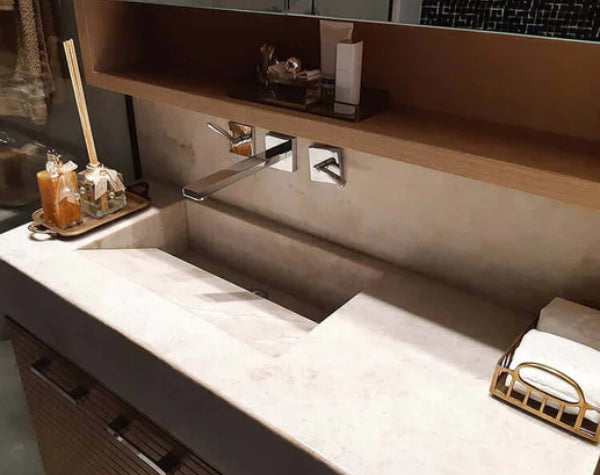 BATHROOM - PERLA VENATA QUARTZITE - SLAB