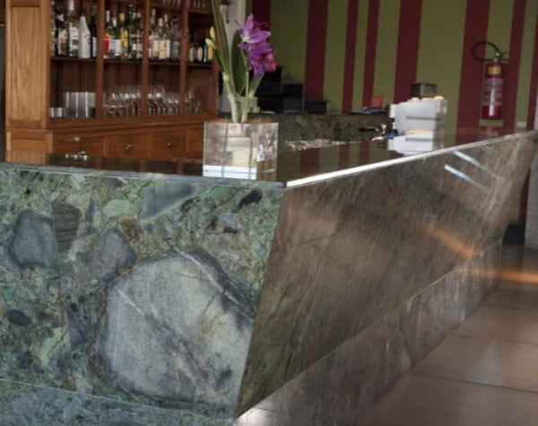 FRONT DESK - EMERALD GREEN QUARTZITE POLISHED - SLAB
