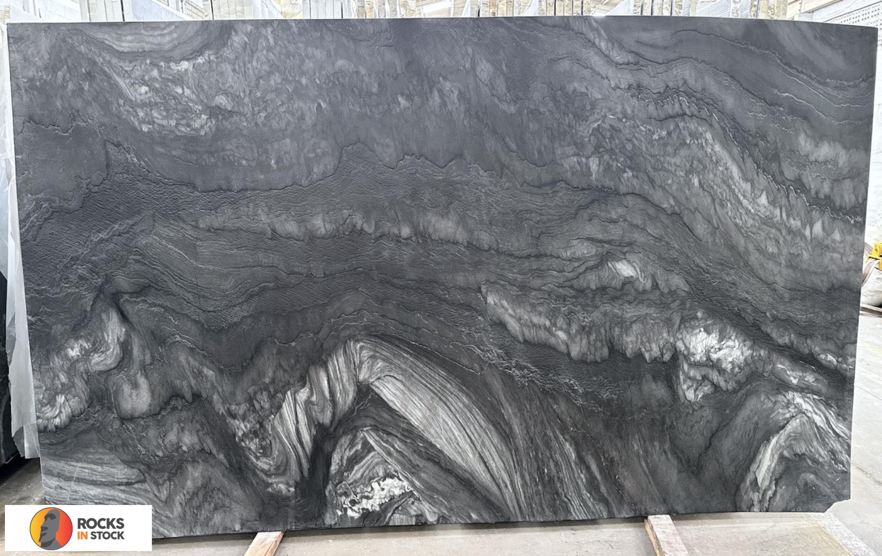 BLACK RAJ Quartzite leather 2cm thick - Slab