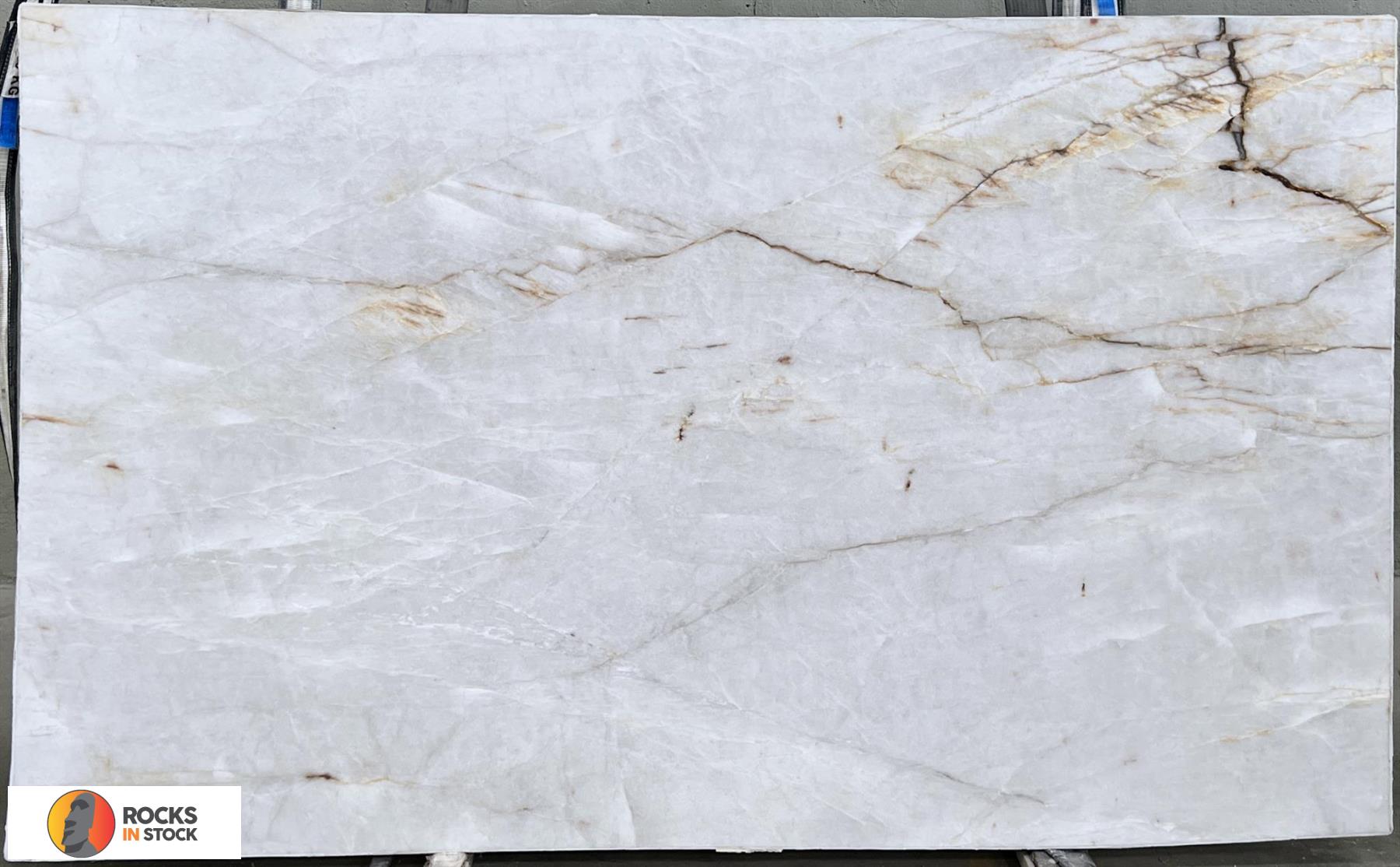 CRISTALLO ELEGANCE Quartzite polished 3cm thick - Slab
