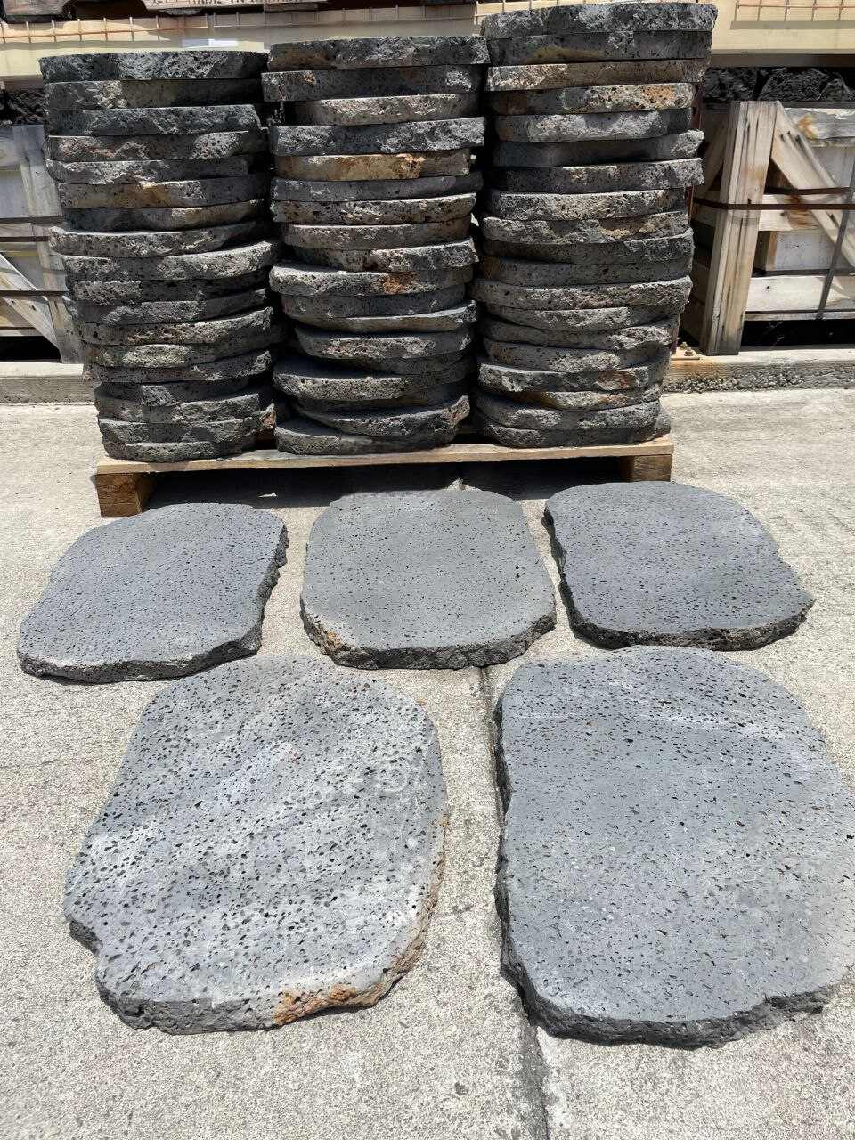 PUKA LAVA GREY - OVAL RANDOM EDGE, Basalt brushed - 24" x 16" x 1 1/2" Paver - Rocks in Stock