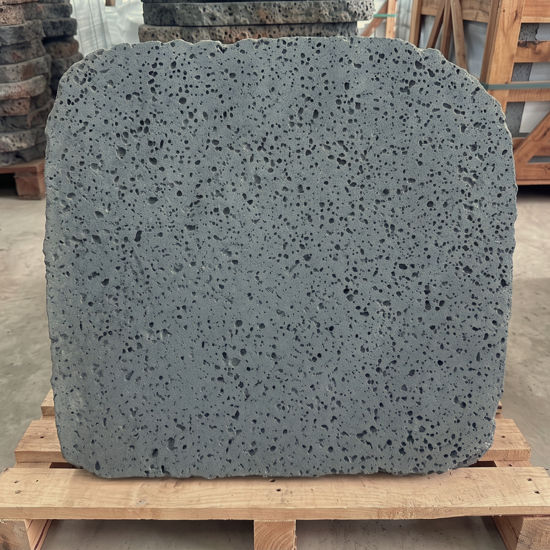 PUKA LAVA GREY - ROUND RANDOM EDGE, Basalt brushed - 24" diameter & up x 1 1/2" Paver (4 SF/PC) - TX
