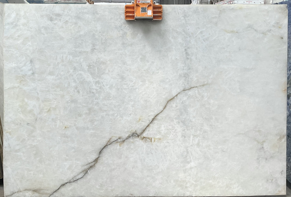 CRISTALLO Quartzite polished 2cm thick - Slab