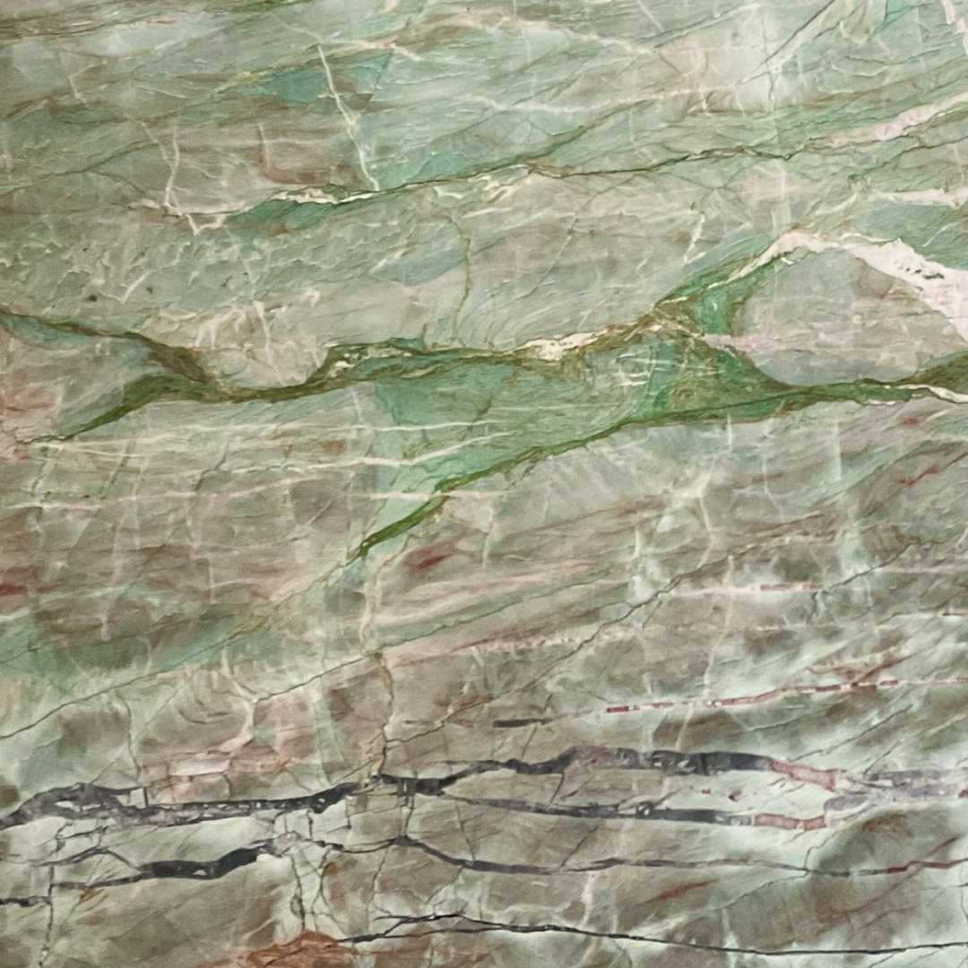 MOLDAVITE Quartzite polished 2cm thick - Slab
