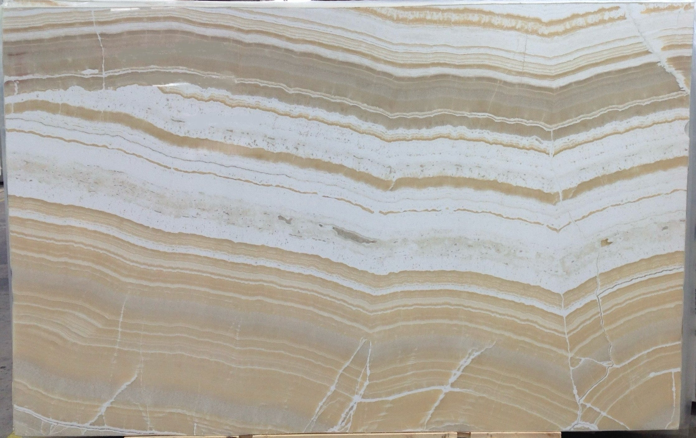 ONICE MIELE Onyx polished 2cm thick - Slab