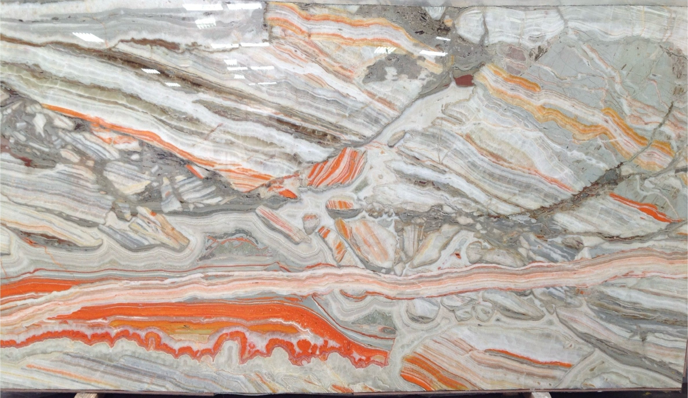 RAINBOW EXTRA Onyx polished 2cm thick - Slab