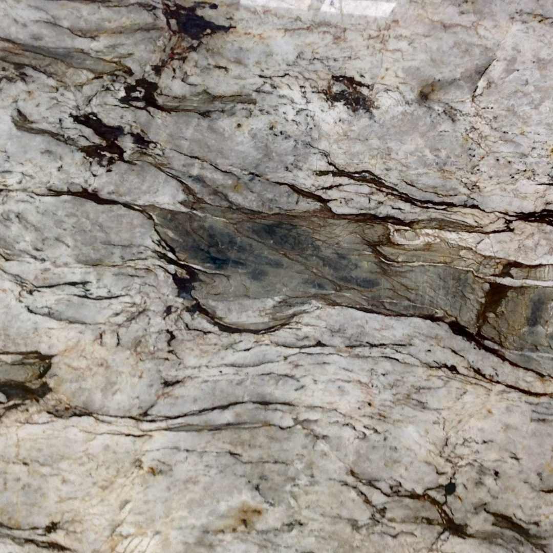 TEMPEST CRYSTAL Quartzite polished 2cm thick - Slab