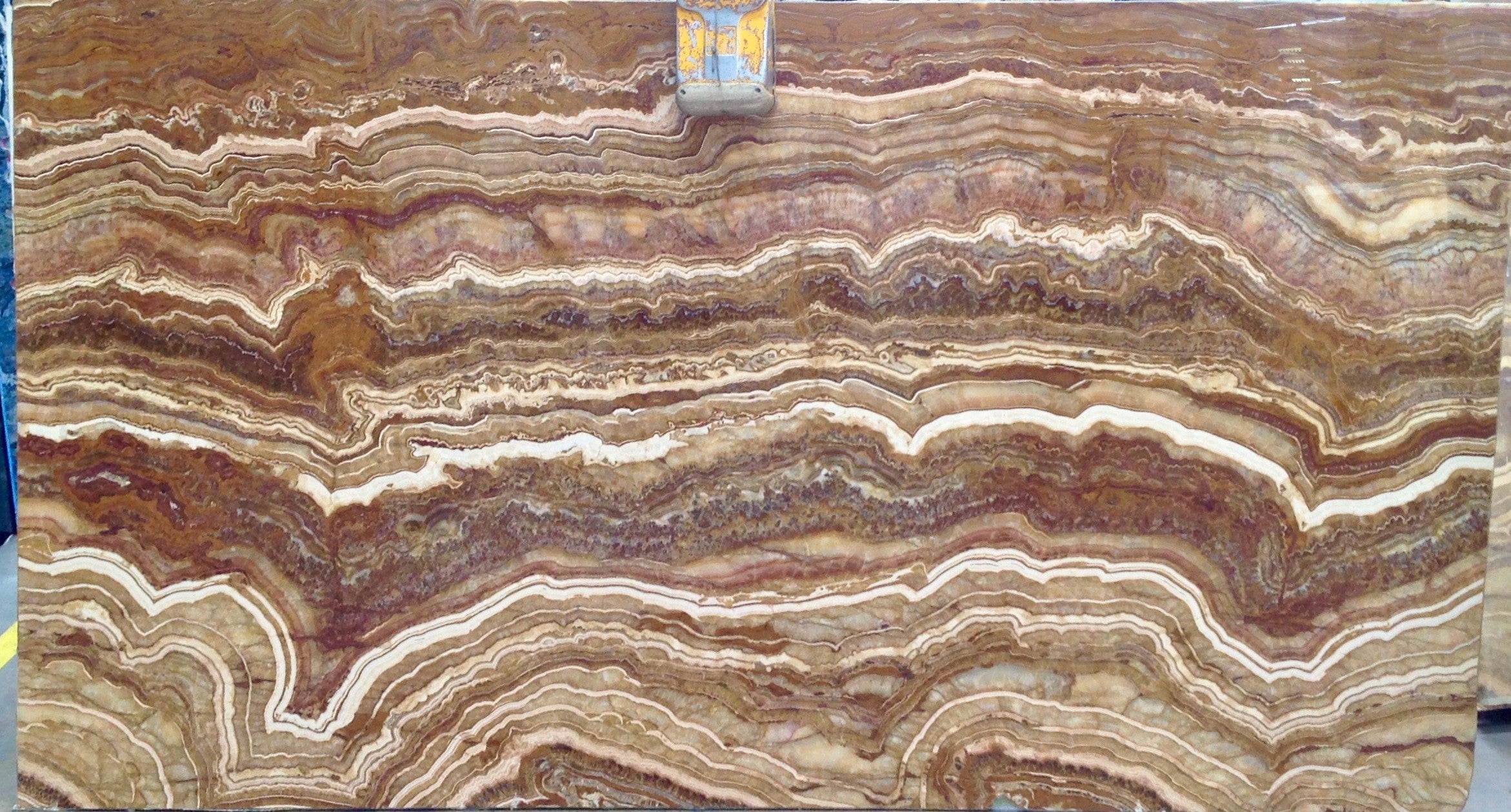 TYGER Onyx polished 2cm thick - Slab
