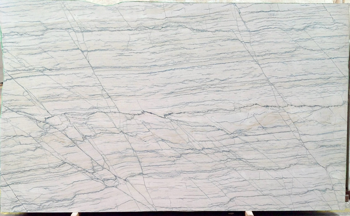 WHITE MACAUBUS Quartzite polished 2cm thick - Slab