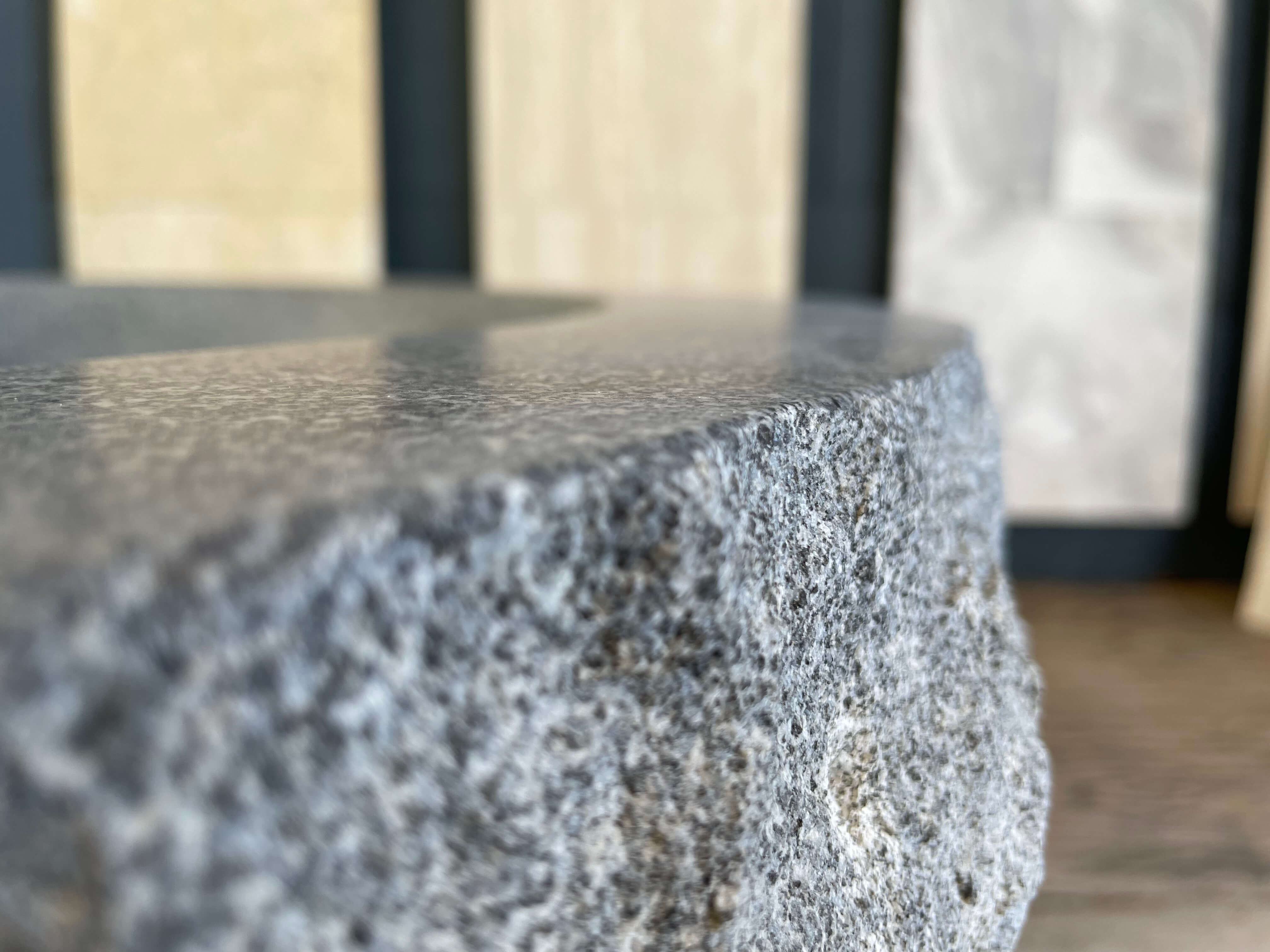 Granite-Bathtub-CHARCOAL GREY Granite honed/filled Oval-in - Stone Supplier - Rocks in Stock