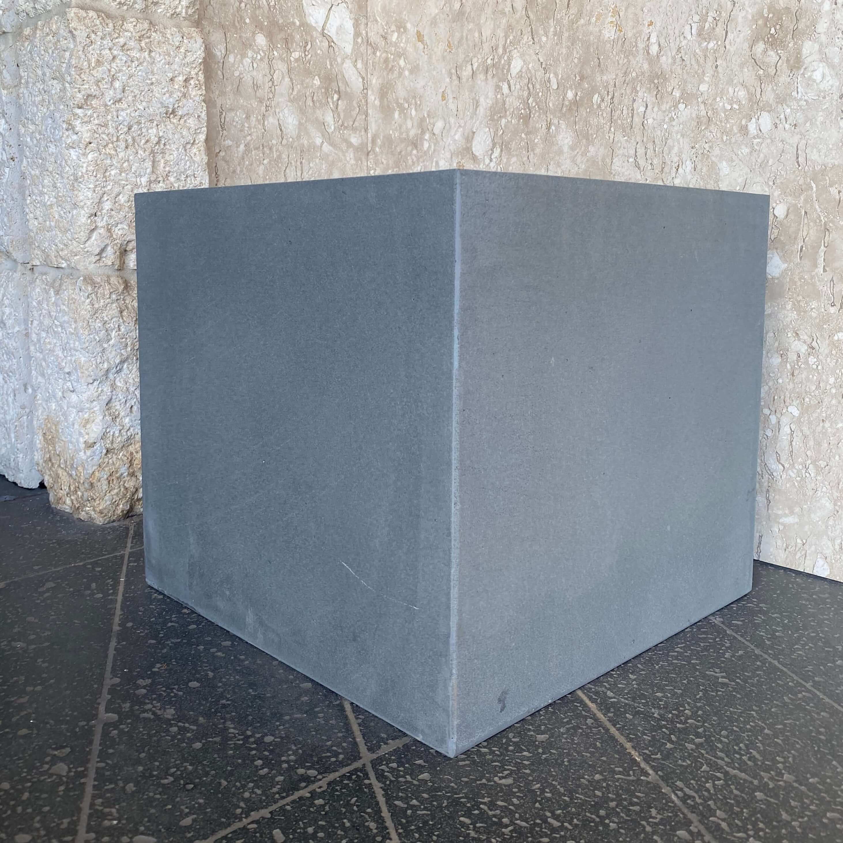 Solid Lava Grey Planter Medium - Rocks in Stock