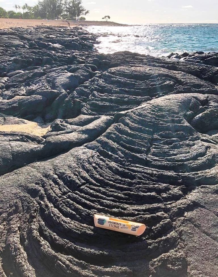 HAWAI'I STONE BAMBOOSTER Natural Music Speaker- Hawai'i Stone Fashion