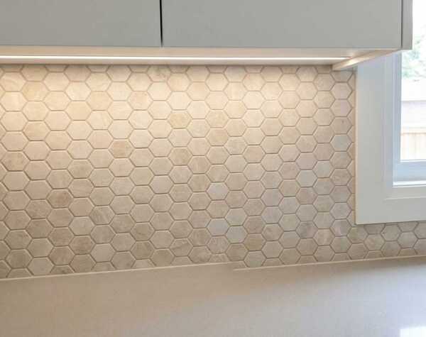 Kitchen | Beige Mini, Hexagon Mix, Mosaic - Mediterranean