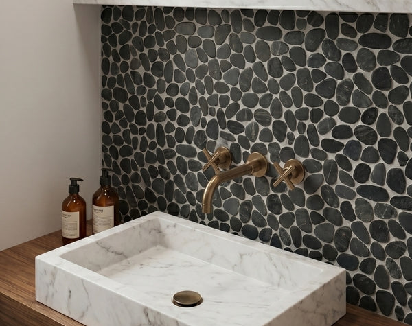 Bathroom | Black, Flat, Pebble - Havai'iano