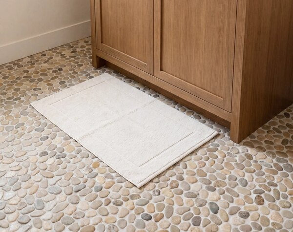 Bathroom | Canyon Blend, Cloud, Pebble - Havai'iano