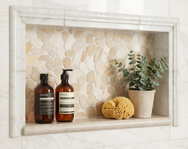 Bathroom | White & Tan, Flat, Pebble - Havai'iano