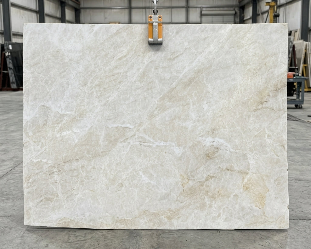 MADRE PEROLA Quartzite polished 2cm thick - Slab
