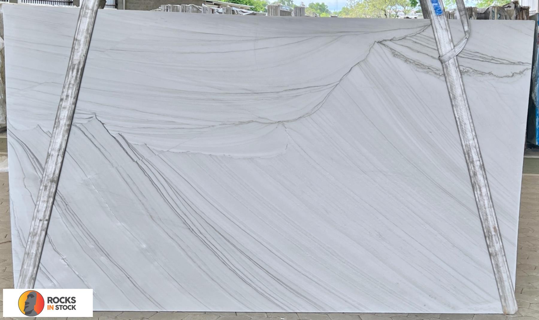 BIANCO SUPERIORE Quartzite polished 2cm thick - Slab