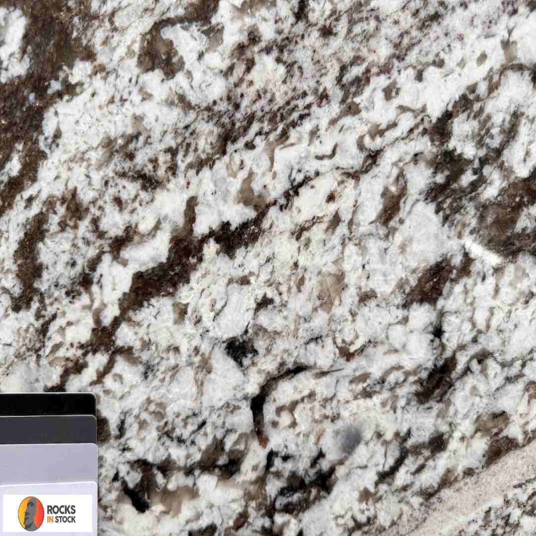 BONNO Granite polished 3cm thick - Slab