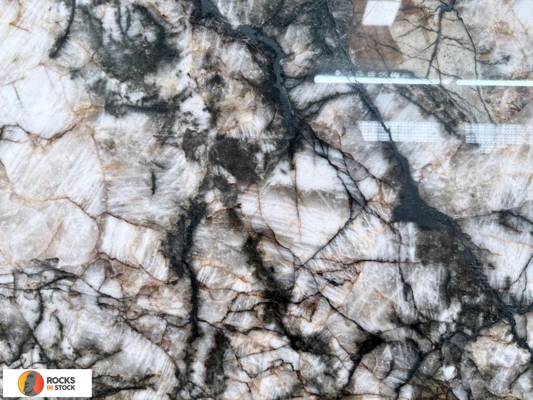 BOTANIC CRYSTAL Quartzite polished 3cm thick - Slab