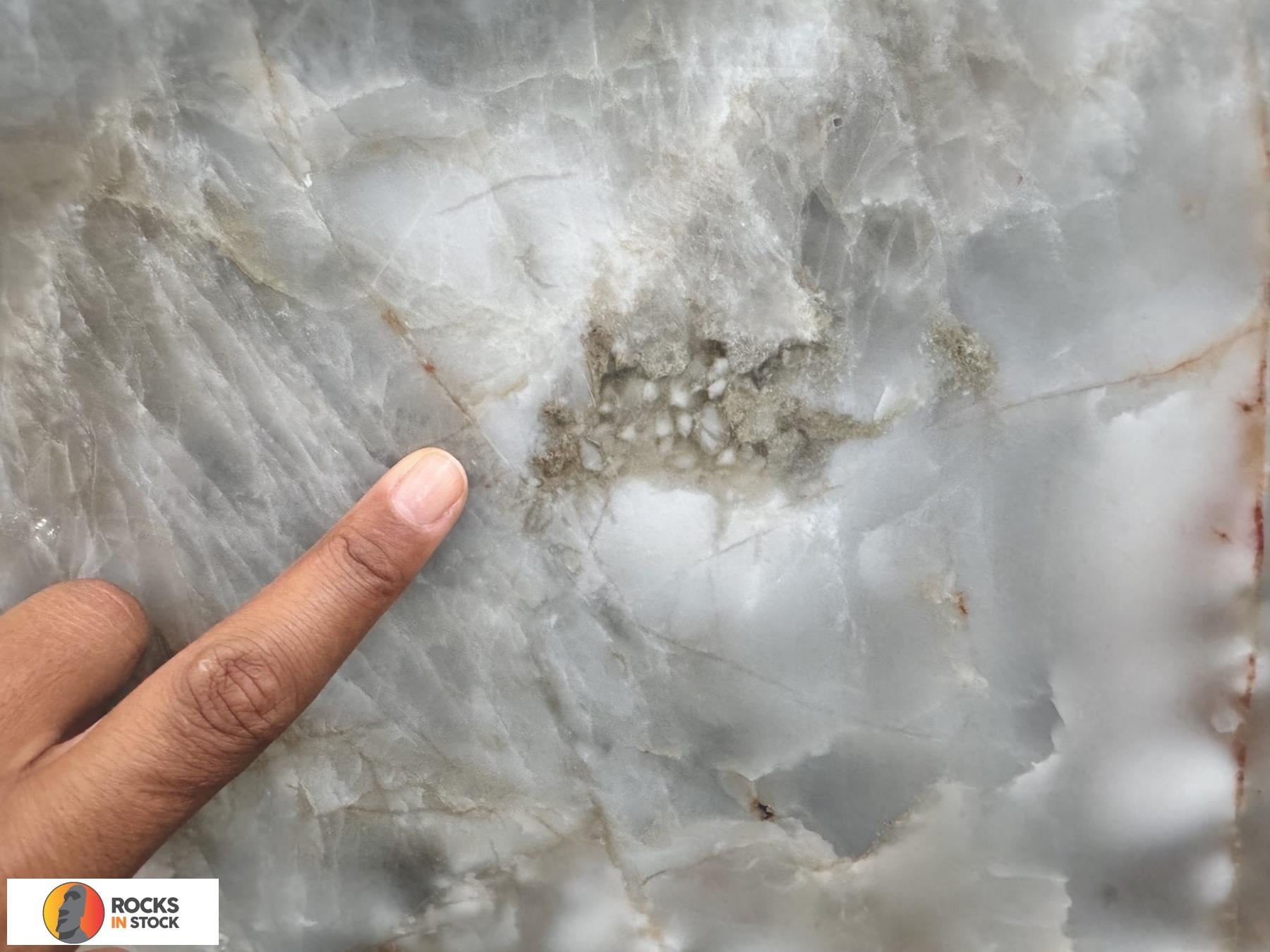 CRISTAL LAKE Quartzite polished 3cm thick - Slab