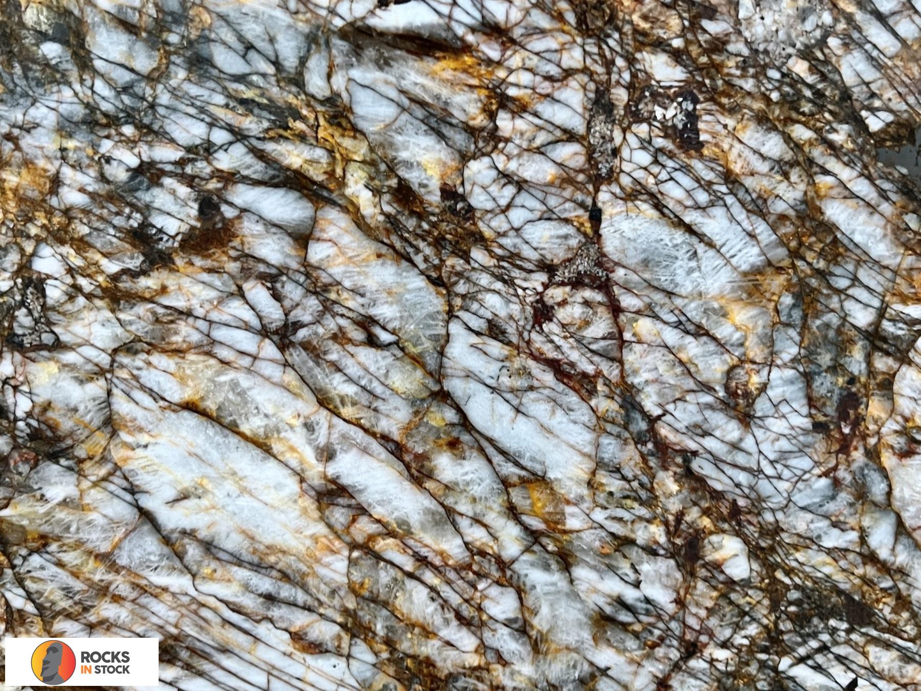 CRISTALLO AZZURE Quartzite polished 3cm thick - Slab