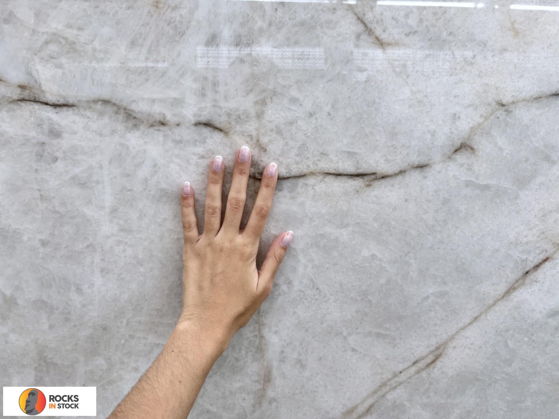 CRISTALLO ILLUMINATUS Quartzite polished 3cm thick - Slab