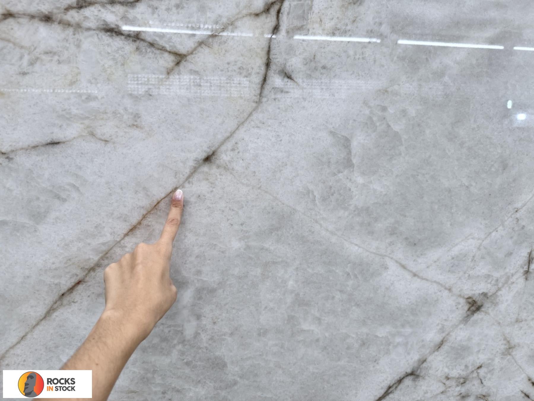 CRISTALLO ILLUMINATUS Quartzite polished 3cm thick - Slab