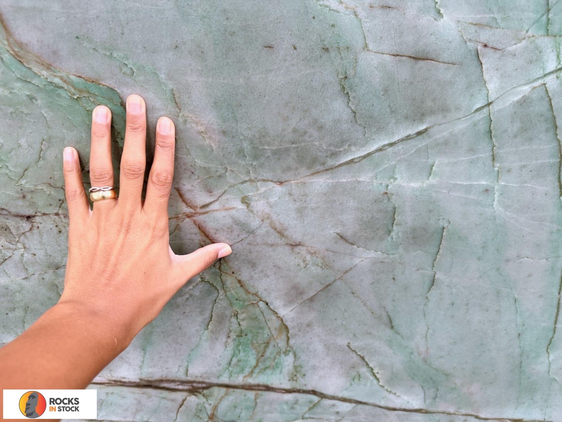 EMERALD Quartzite polished 3cm thick - Slab