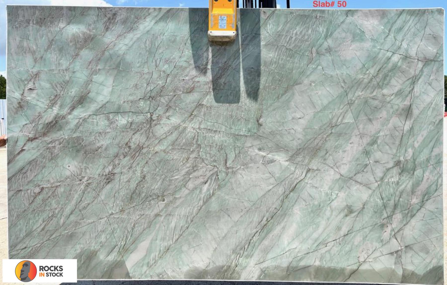 EMERALD Quartzite polished 3cm thick - Slab