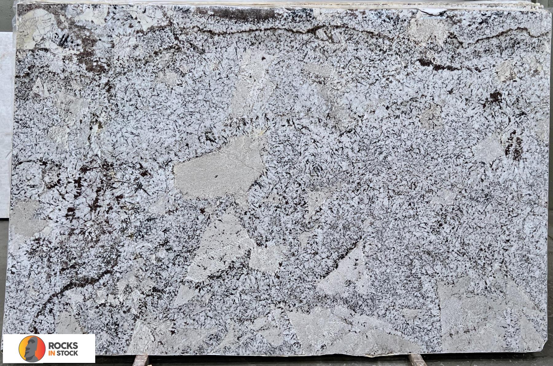 EVEREST WHITE Granite polished 3cm thick - Slab