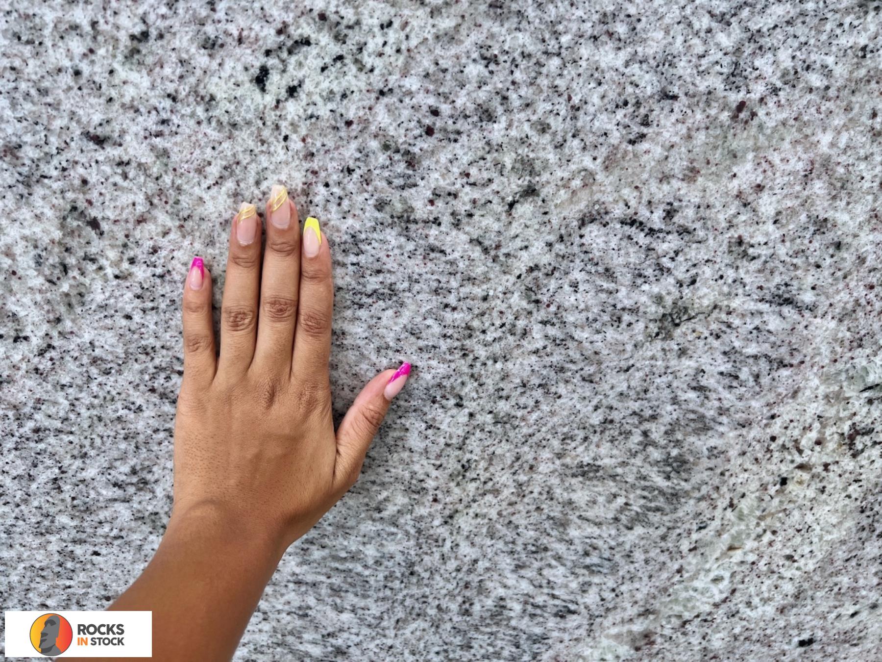 KASHMIR WHITE Granite polished 3cm thick - Slab