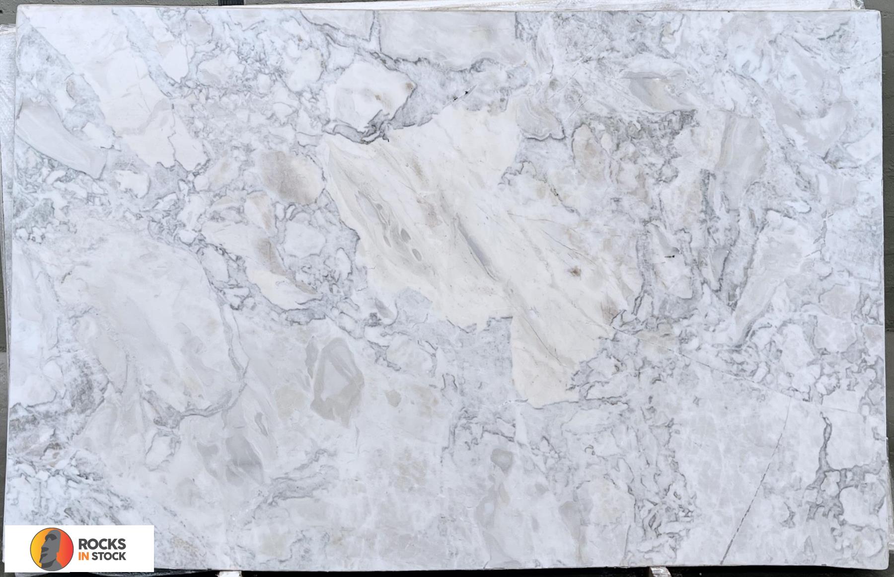 MICHELANGELO NUVOLALTO Dolomite polished 2cm thick - Slab