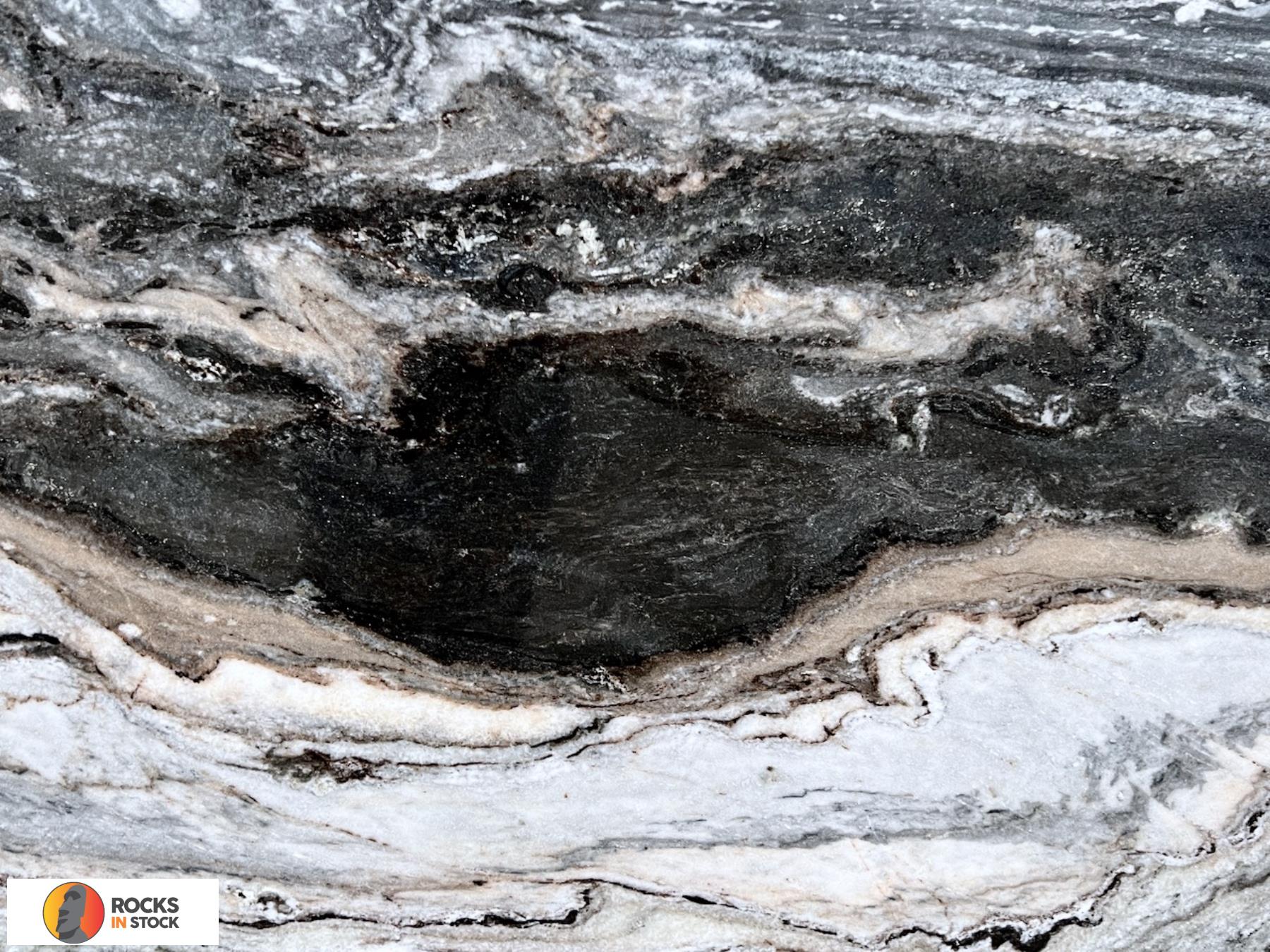 NUVOLE Dolomite polished 2cm thick - Slab