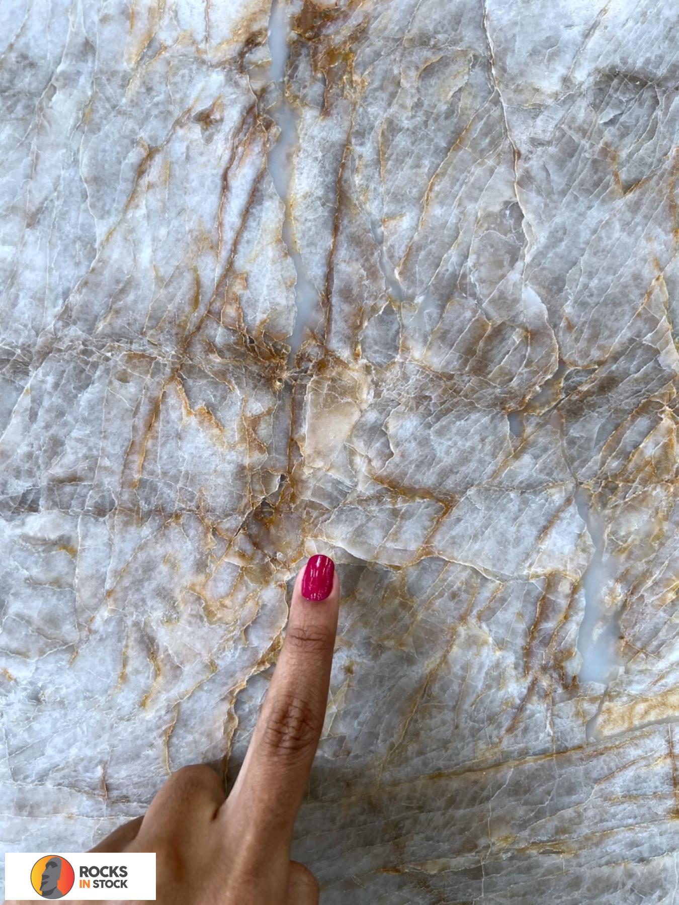 PERLA BIANCO Quartzite leather 2cm thick - Slab