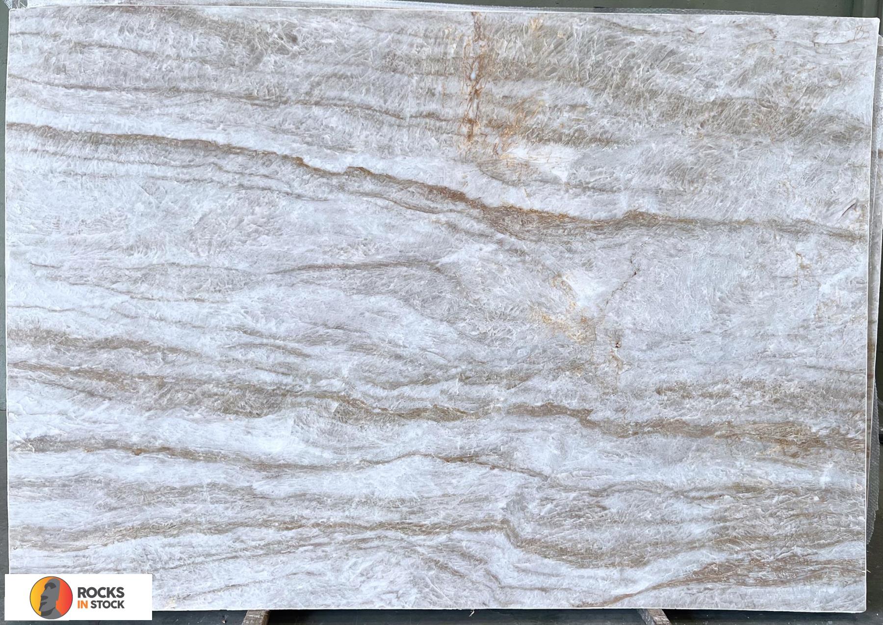 PERLA BIANCO Quartzite leather 2cm thick - Slab
