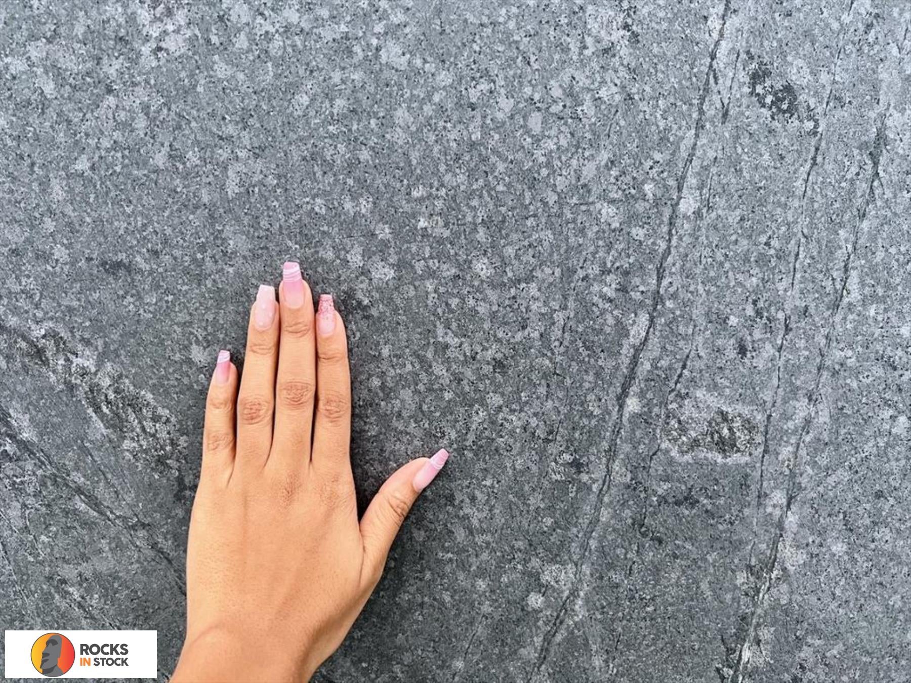 SOAPSTONE Soap Stone honed 3cm thick - Slab
