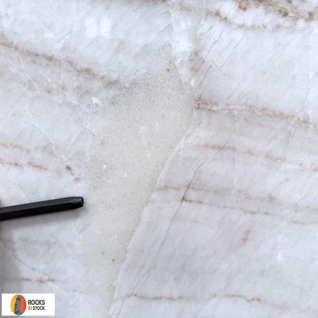 TAJ PEARL Quartzite polished 3cm thick - Slab