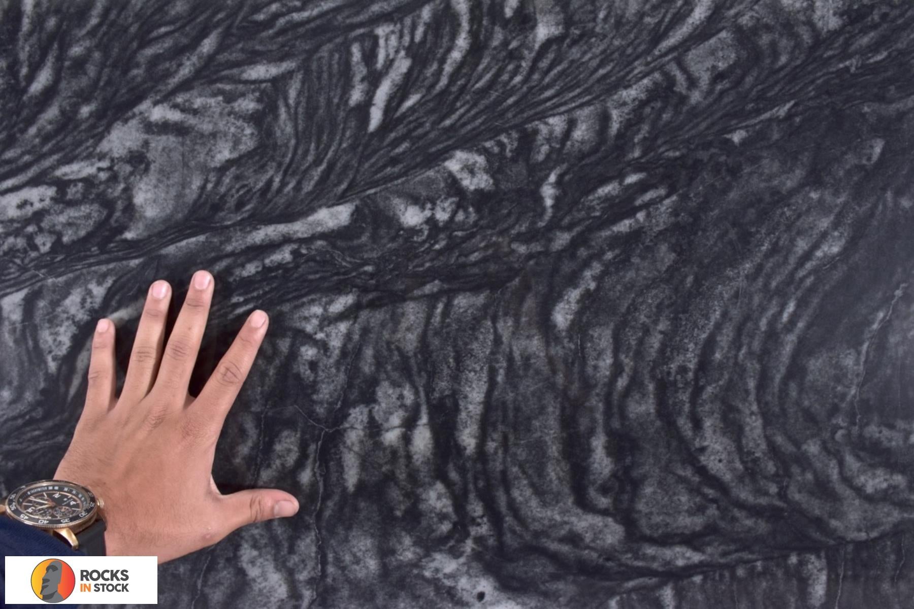 VIBRANIUM Quartzite polished 2cm thick - Slab