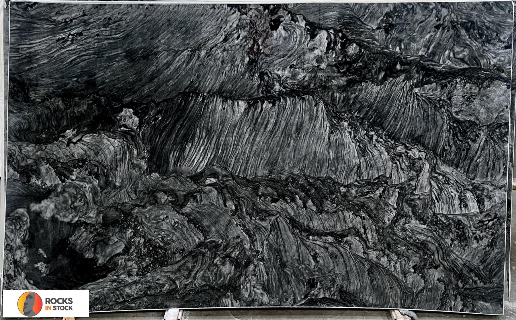 VIBRANIUM Quartzite polished 3cm thick - Slab