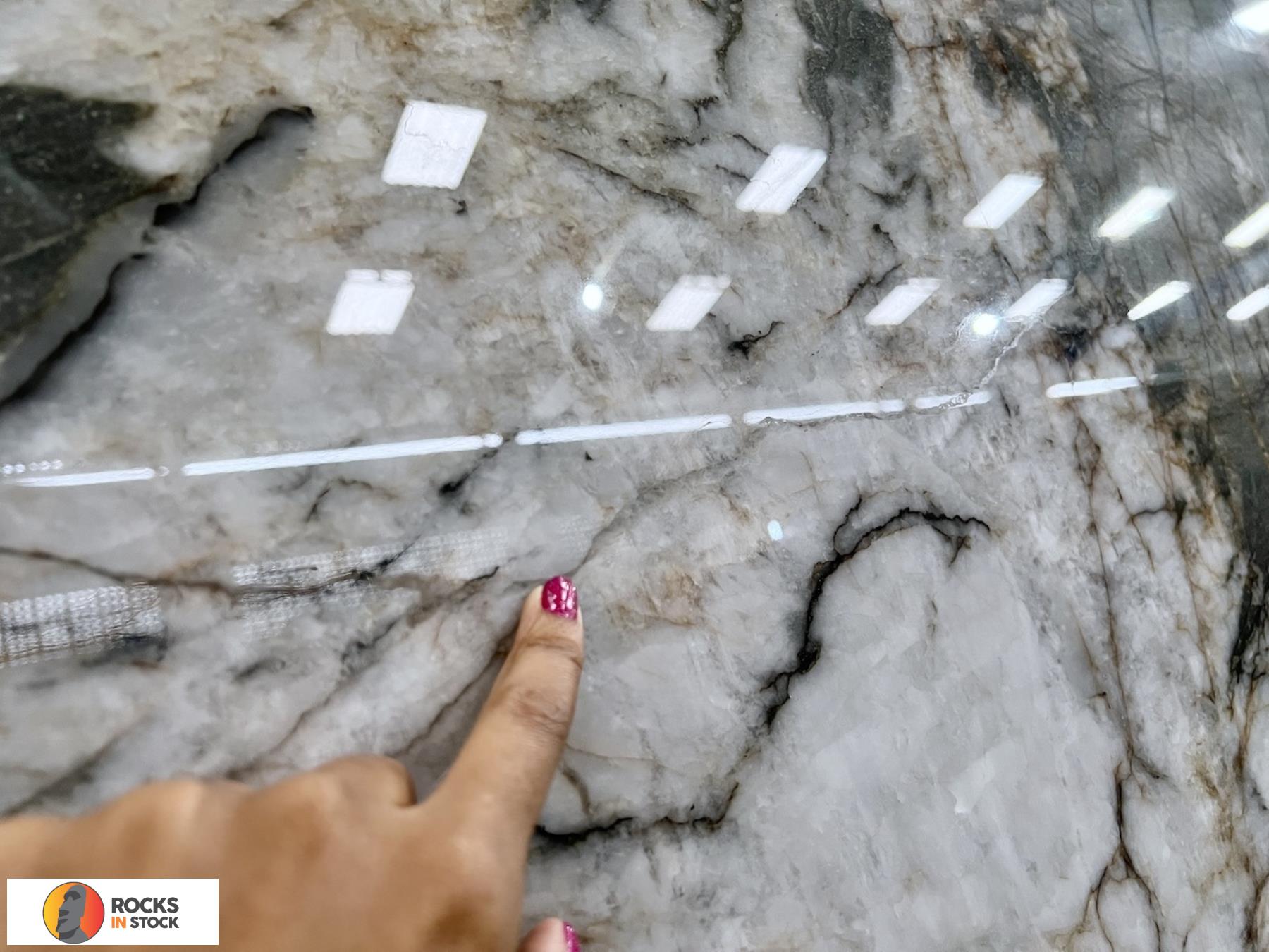 VIVALDI CRYSTAL Quartzite polished 3cm thick - Slab