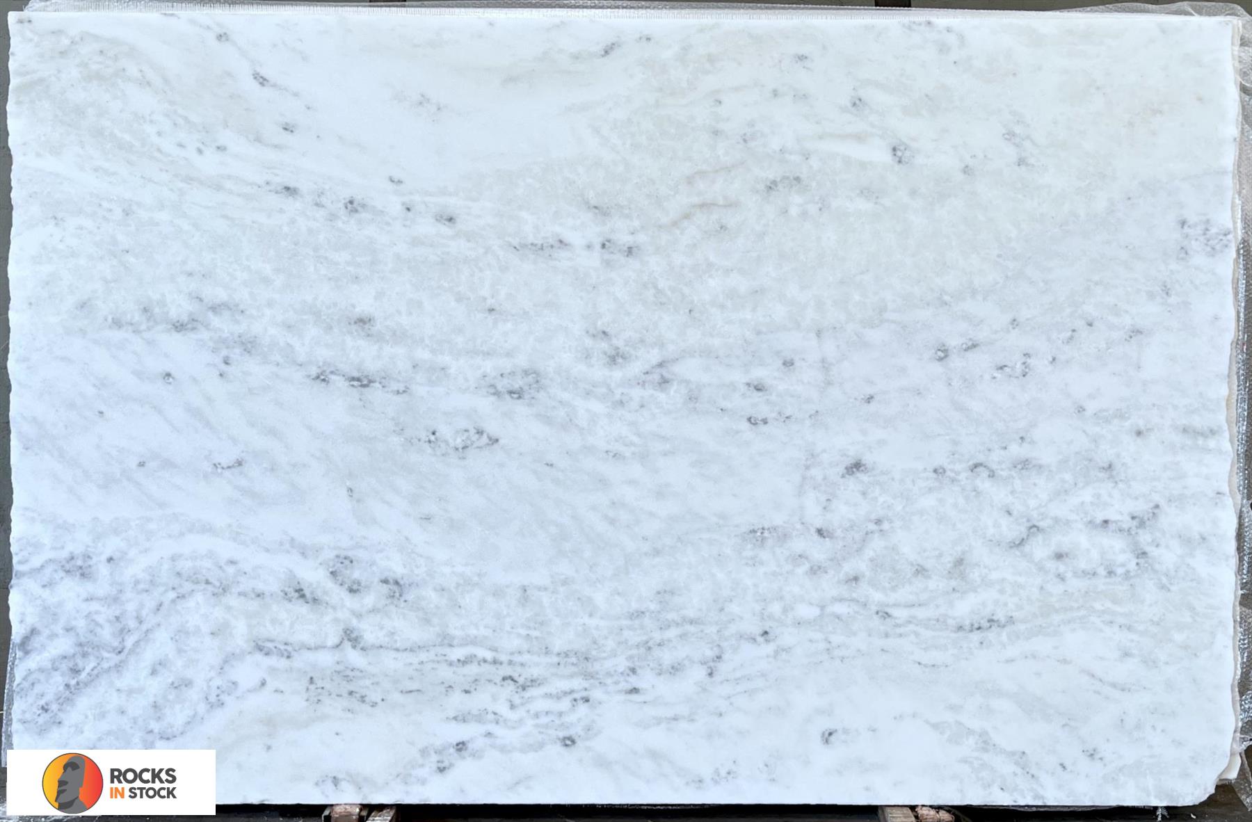 WHITE CLOUD Dolomite honed 2cm thick - Slab