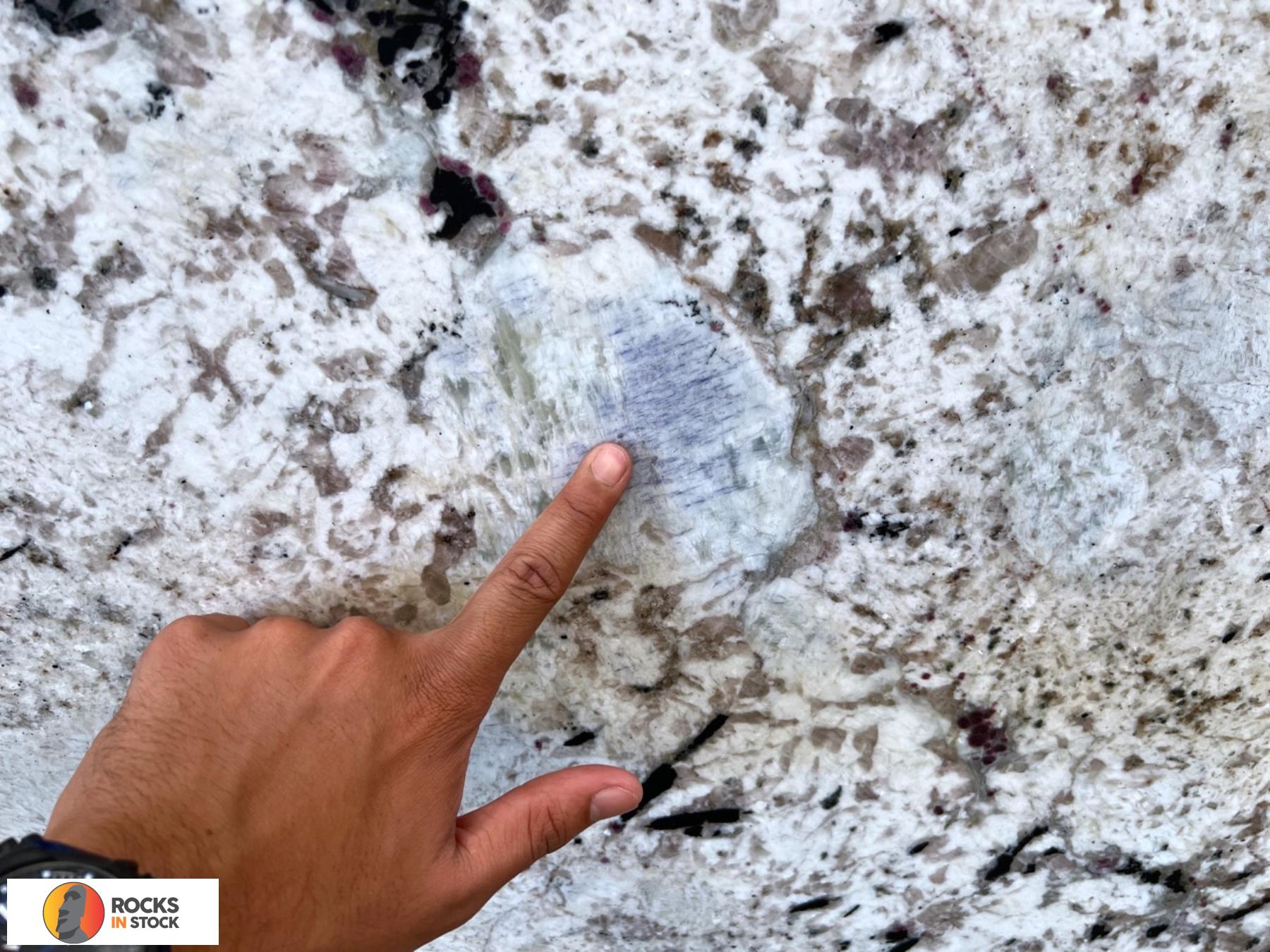 WHITE GALAXY Granite polished 2cm thick - Slab