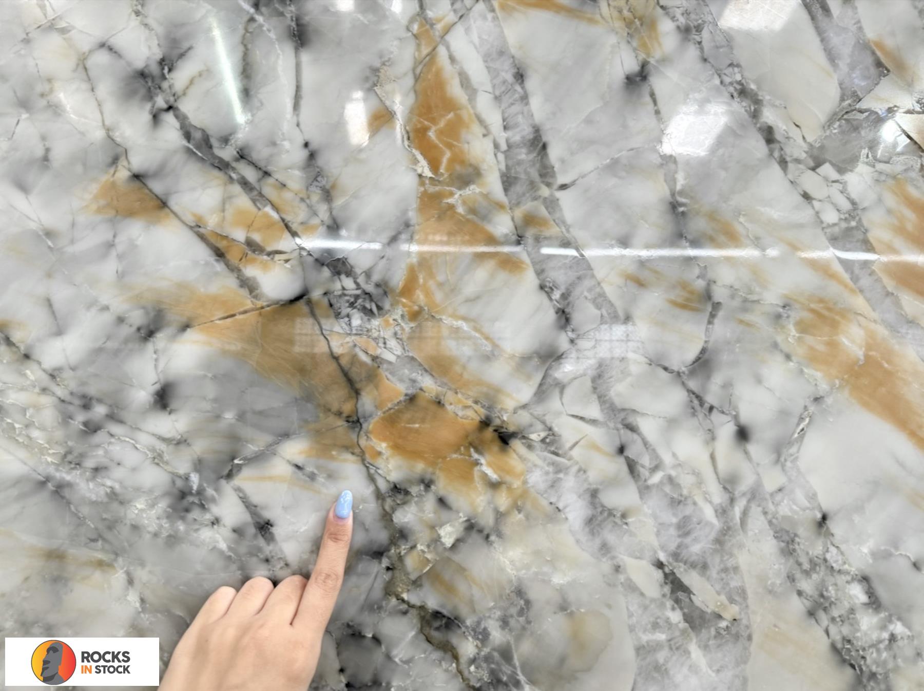 WHITE ZEUS Dolomite polished 3cm thick - Slab