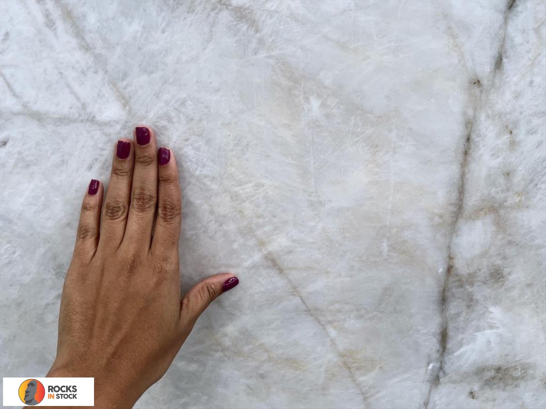 CRISTALLO Quartzite polished 3cm thick - Slab