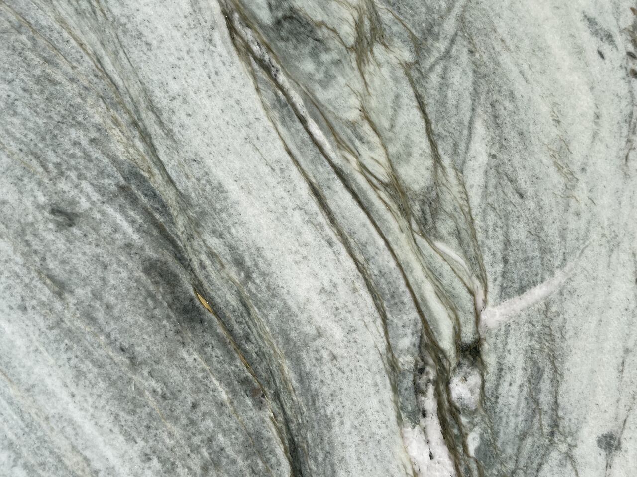 Del Mare Quartzite polished 2cm thick Slab - Rocks in Stock